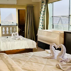 Bed & Breakfast Plaza Pyramids & Museum View Il Cairo