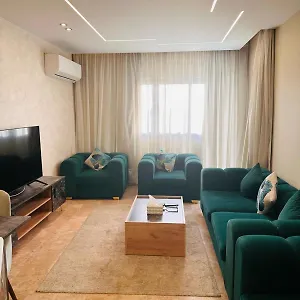 Modern 3 Bedroom Citystars1 *