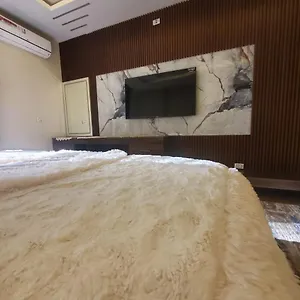 Apartment Nile View 2 Bedroom At Garden