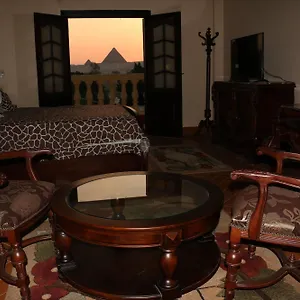 Pyramids Power Pensionat Kafret el-Gabal