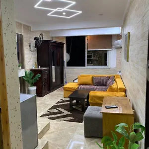 Zamalek Apartment *