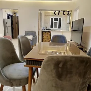 Maadi 220 Degla 1st Floor Apartment *